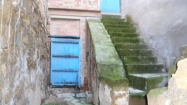 2 bedroom Townhouse for sale in Maella with garage - € 49,000 (Ref: 5742823)