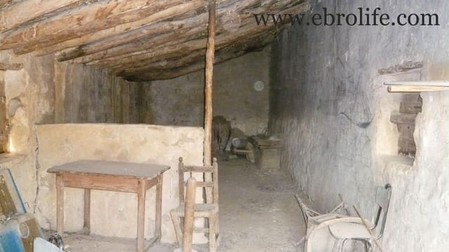 Finka/Dom wiejski na sprzedaż w Maella - 35 000 € (Ref: 5742824)