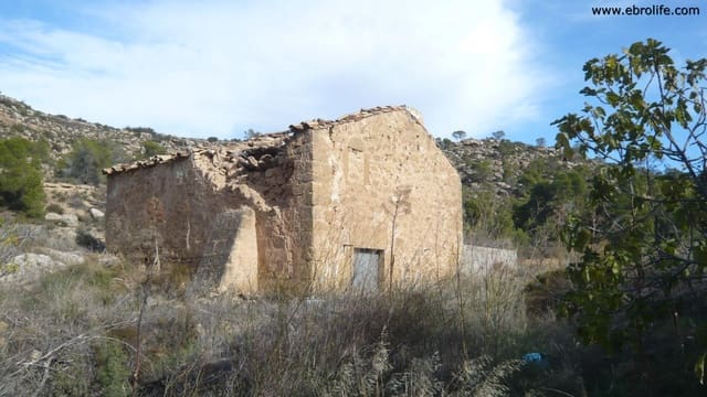 1 bedroom Finca/Country House for sale in Maella - € 48,000 (Ref: 5742908)