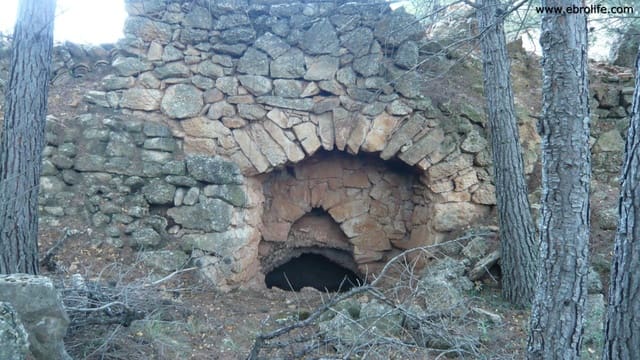 Finca/Landehus til salg i Fuentespalda - € 98.000 (Ref: 5742920)