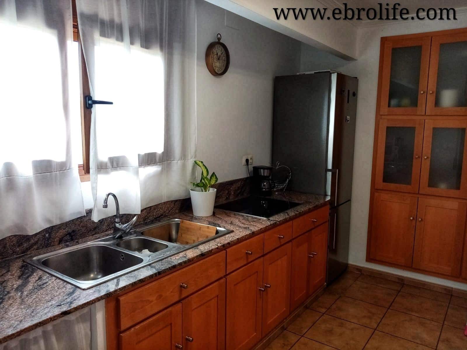 6 soverom Villa til salgs i Caspe med garasje - € 700 000 (Ref: 5742929)