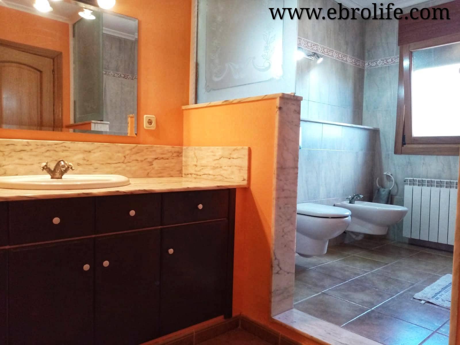 6 soverom Villa til salgs i Caspe med garasje - € 700 000 (Ref: 5742929)