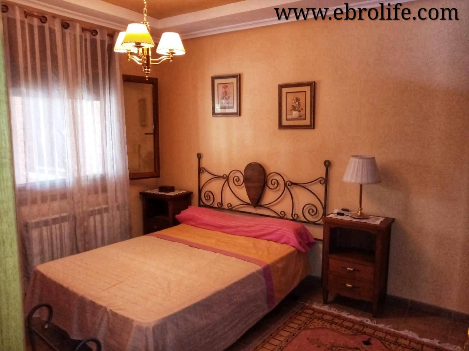 6 soverom Villa til salgs i Caspe med garasje - € 700 000 (Ref: 5742929)