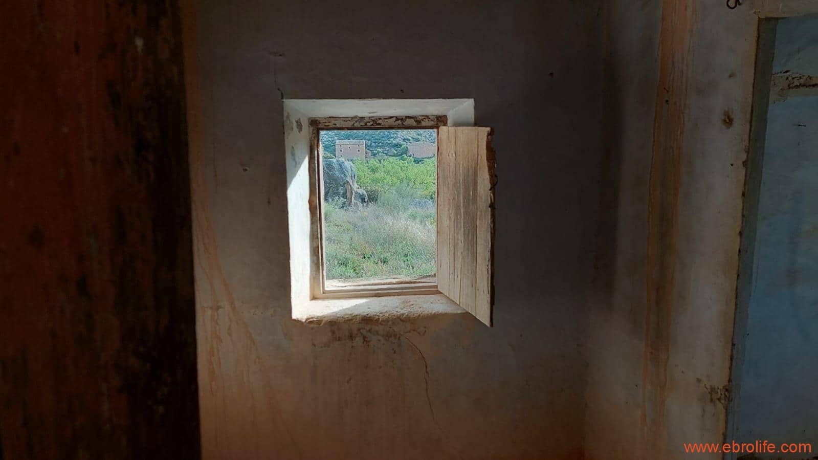 Finca/Landehus til salg i Alcaniz - € 36.000 (Ref: 7744517)