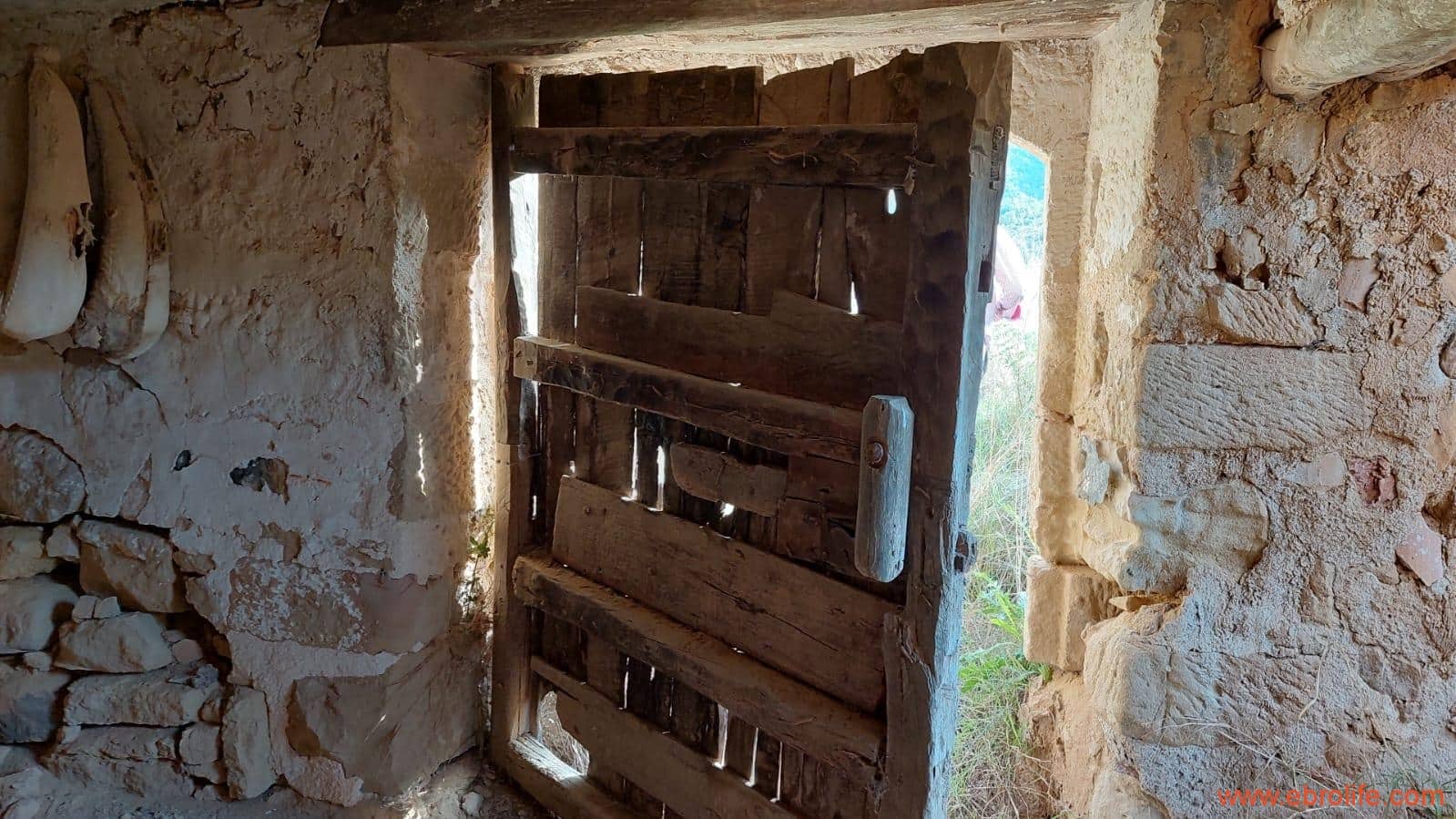 Finca/Landehus til salg i Alcaniz - € 36.000 (Ref: 7744517)