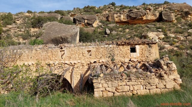 Finca/Landehus til salg i Alcañiz - € 36.000 (Ref: 7744517)