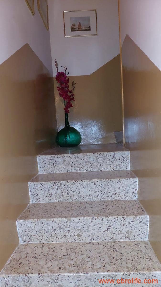 5 soveværelse Finca/Landehus til salg i Caspe - € 180.000 (Ref: 8069876)