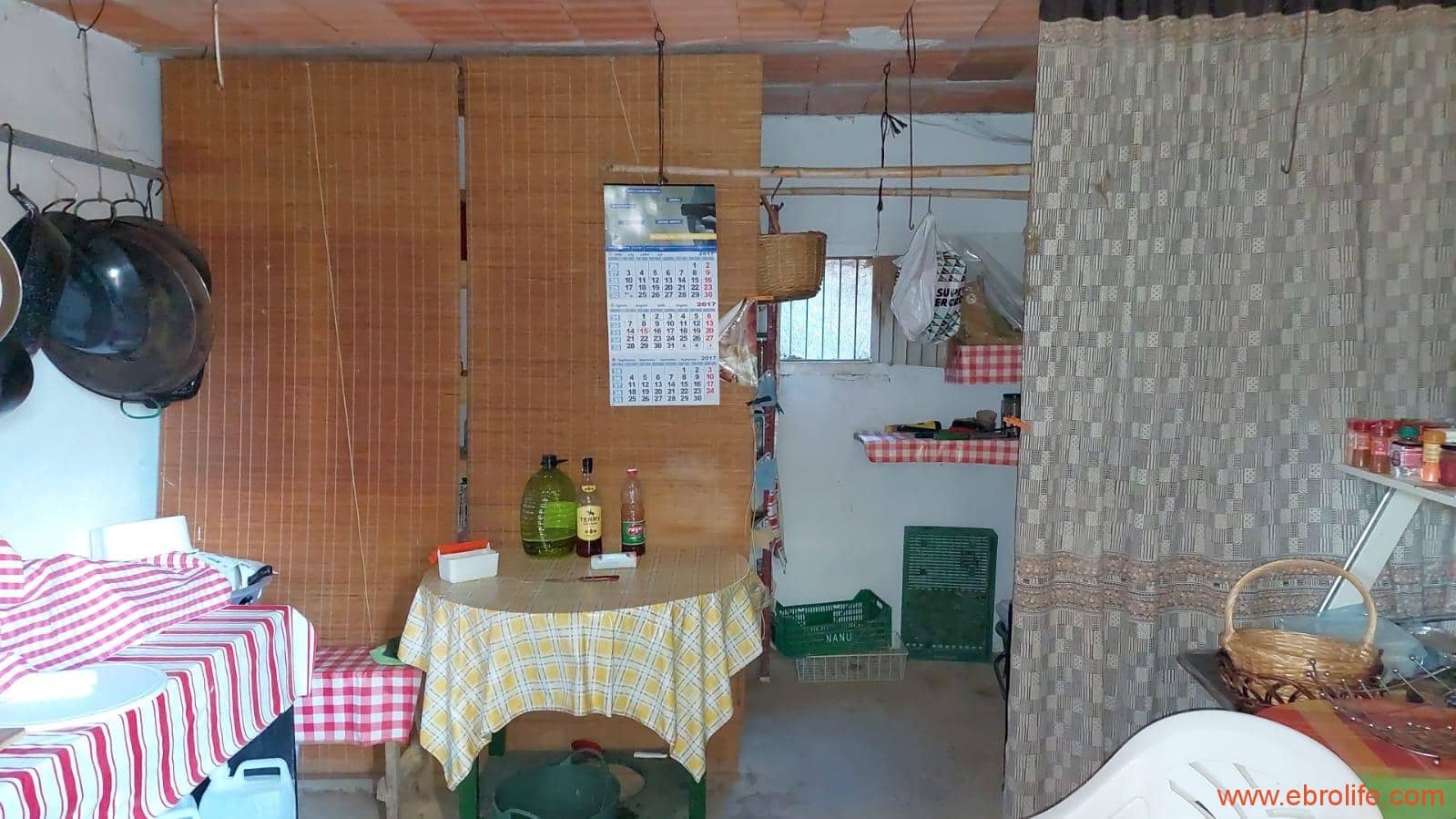 5 soveværelse Finca/Landehus til salg i Caspe - € 180.000 (Ref: 8069876)