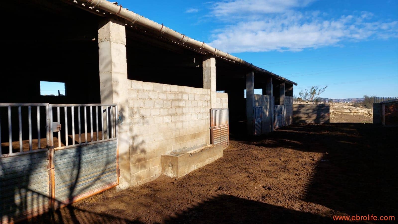 5 soveværelse Finca/Landehus til salg i Caspe - € 180.000 (Ref: 8069876)