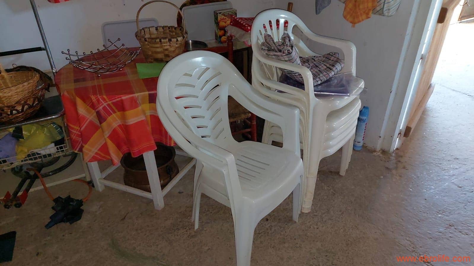 5 soveværelse Finca/Landehus til salg i Caspe - € 180.000 (Ref: 8069876)