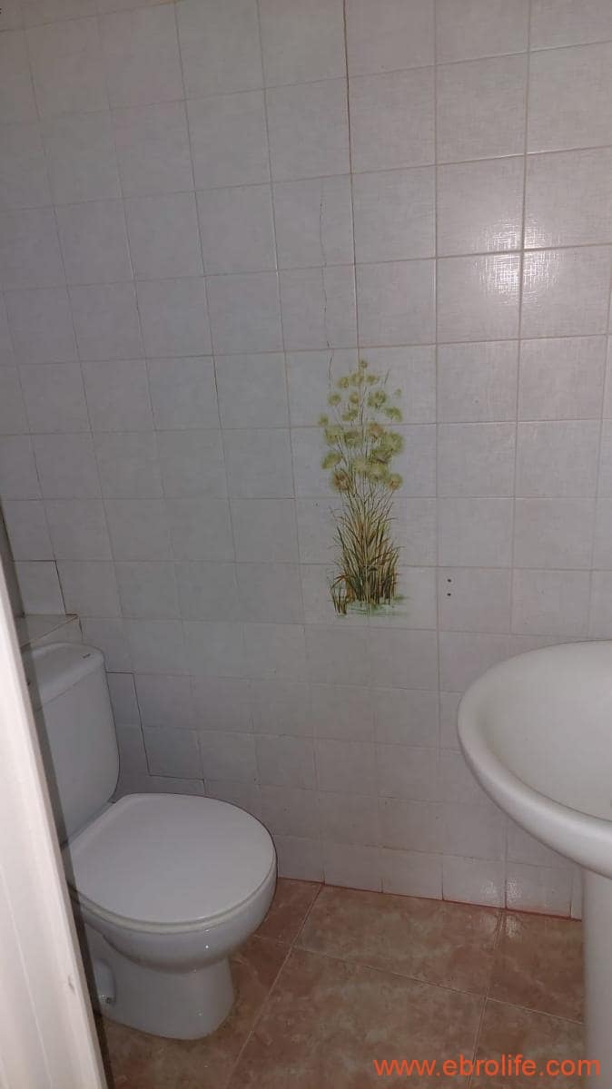 6 soveværelse Byhus til salg i Caspe med garage - € 90.000 (Ref: 8399773)