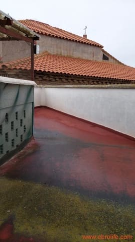 6 soveværelse Byhus til salg i Caspe med garage - € 90.000 (Ref: 8399773)