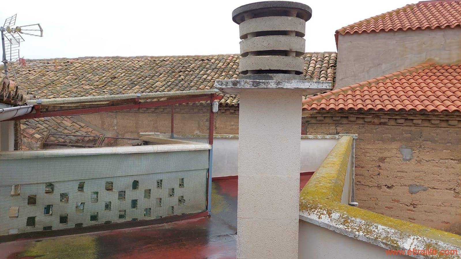 6 soveværelse Byhus til salg i Caspe med garage - € 90.000 (Ref: 8399773)