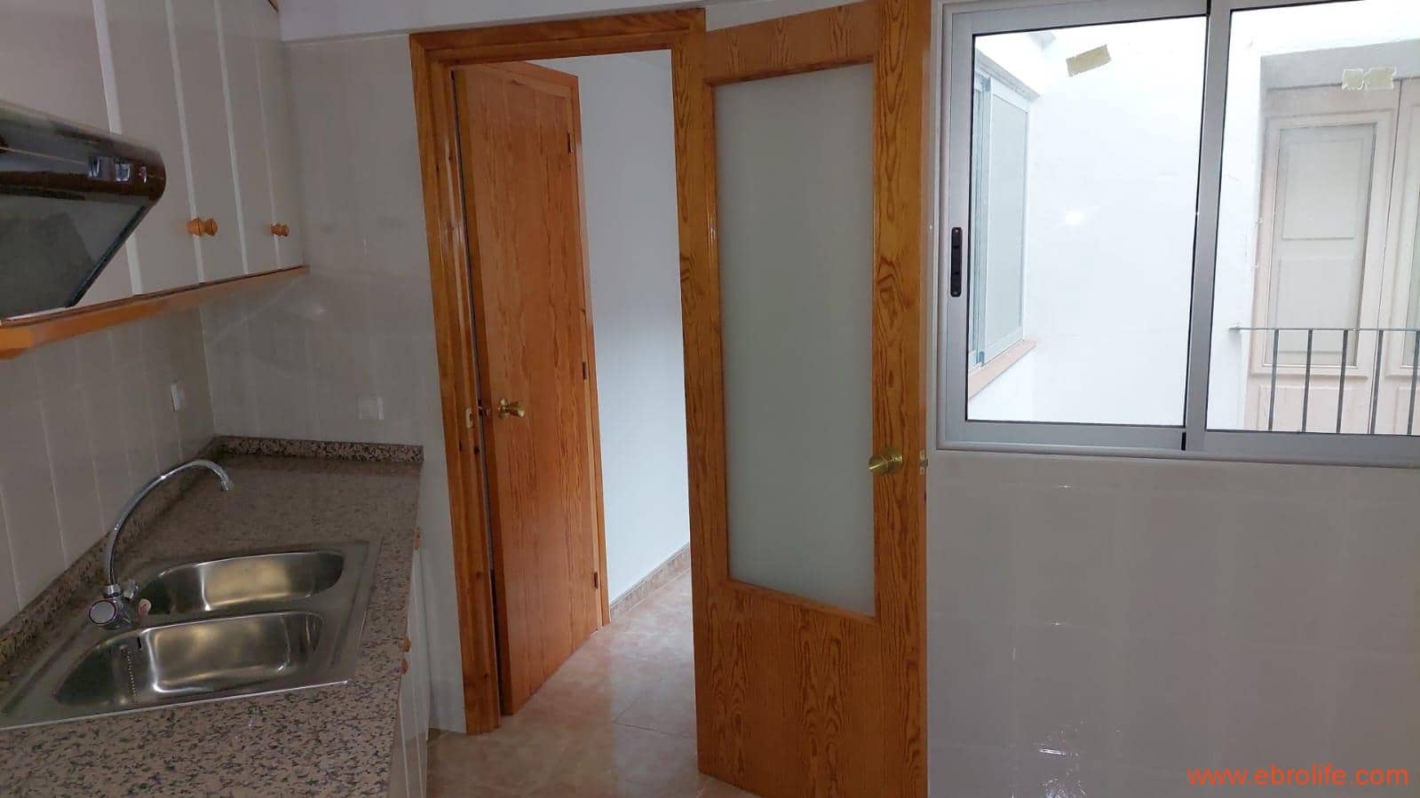 6 soveværelse Byhus til salg i Caspe med garage - € 90.000 (Ref: 8399773)