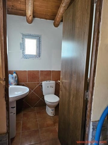 2 soveværelse Finca/Landehus til salg i Caseres - € 159.000 (Ref: 8495884)