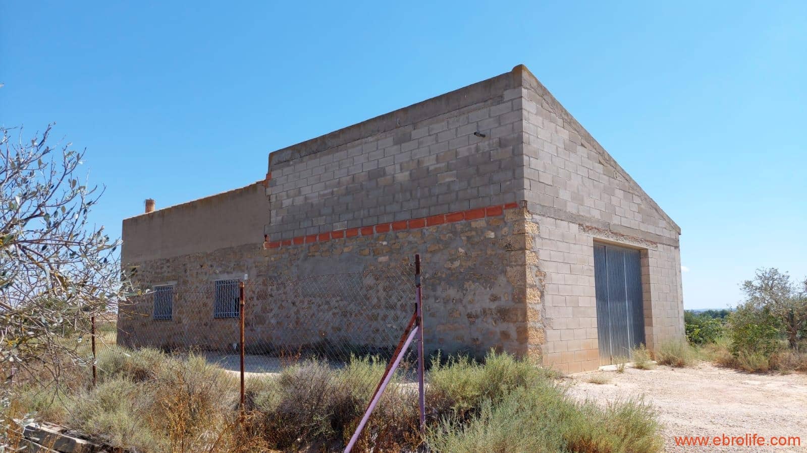 2 soveværelse Finca/Landehus til salg i Caspe - € 120.000 (Ref: 8527865)