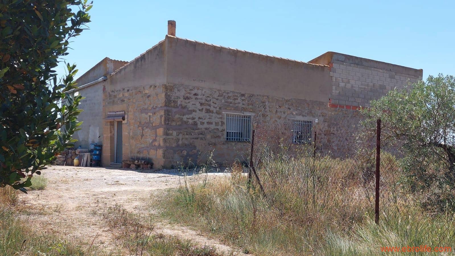 2 soveværelse Finca/Landehus til salg i Caspe - € 120.000 (Ref: 8527865)