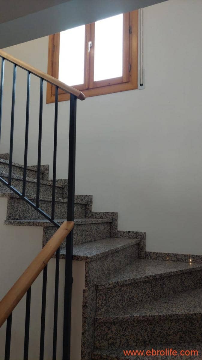 2 makuuhuone Paritalo myytävänä paikassa Castelseras - 160 000 € (Ref: 8646147)