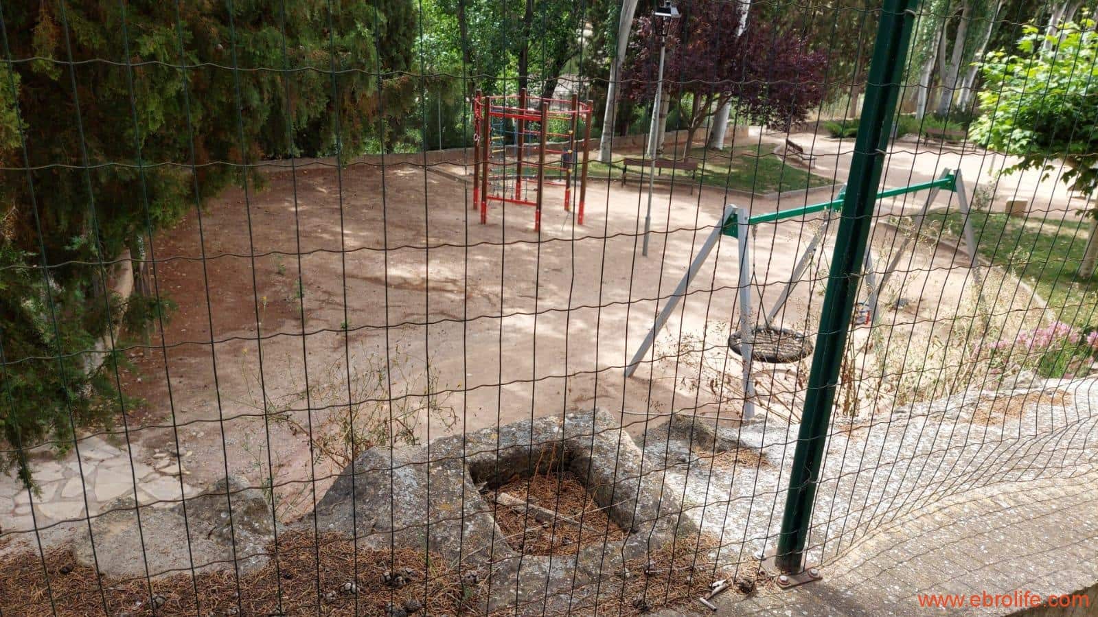 2 makuuhuone Paritalo myytävänä paikassa Castelseras - 160 000 € (Ref: 8646147)