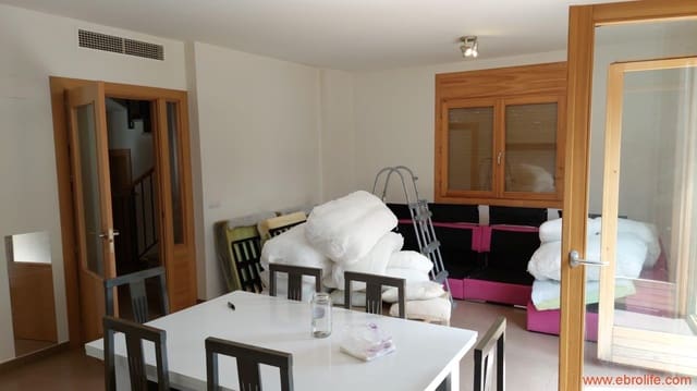 2 makuuhuone Paritalo myytävänä paikassa Castelserás - 160 000 € (Ref: 8646147)