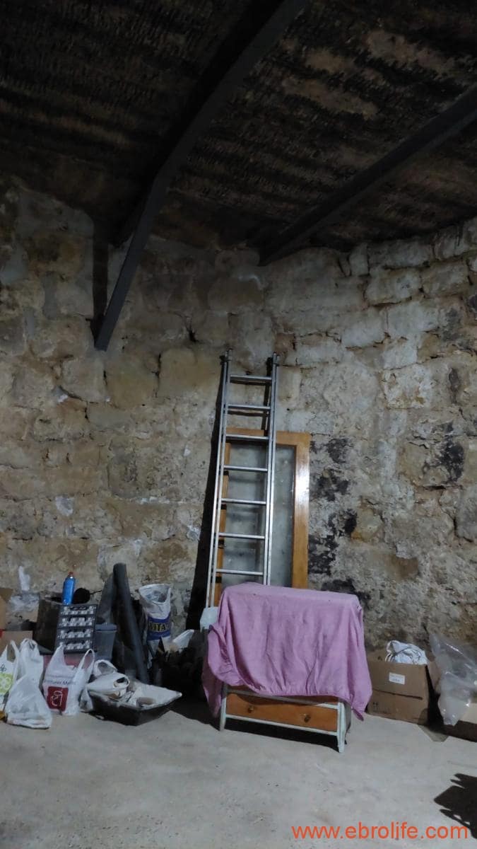 5 slaapkamer Huis te koop in Mazaleon - € 109.000 (Ref: 9763277)