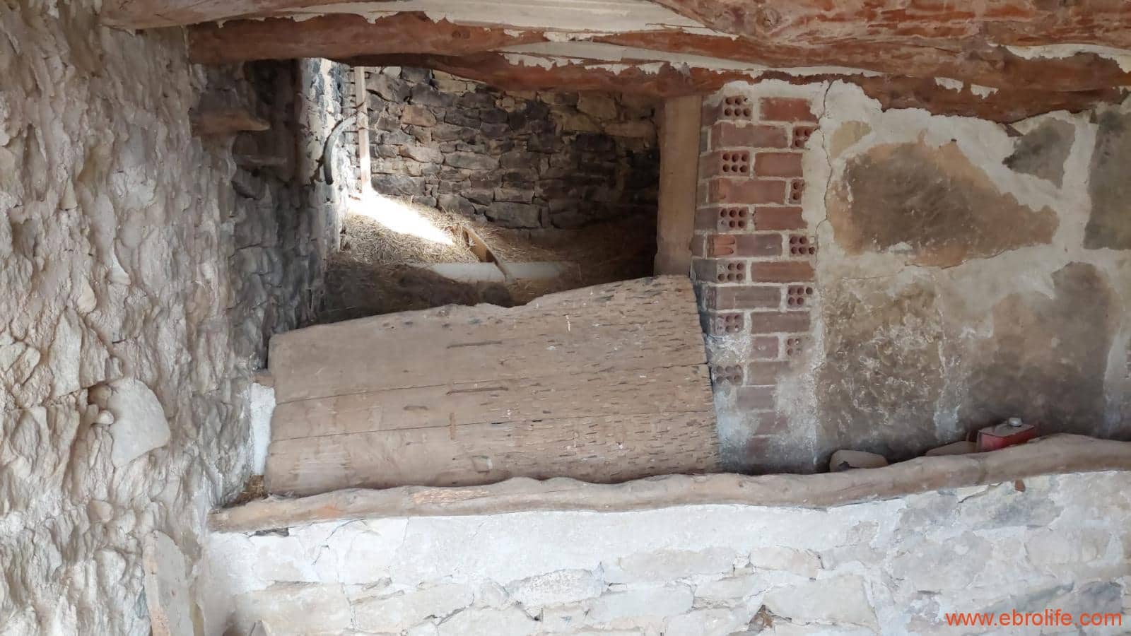 1 bedroom Townhouse for sale in Maella - € 16,000 (Ref: 9764889)