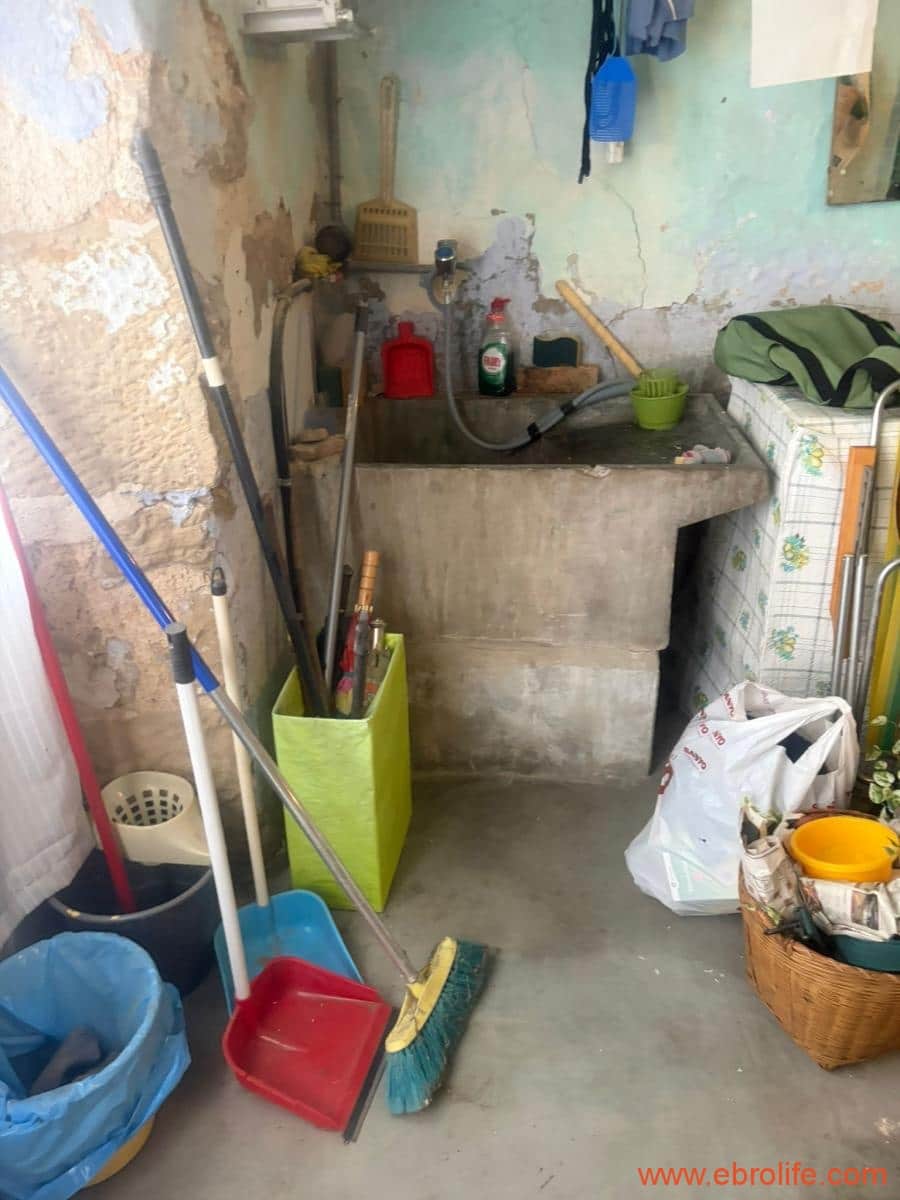 2 bedroom Townhouse for sale in Maella - € 46,000 (Ref: 9839965)