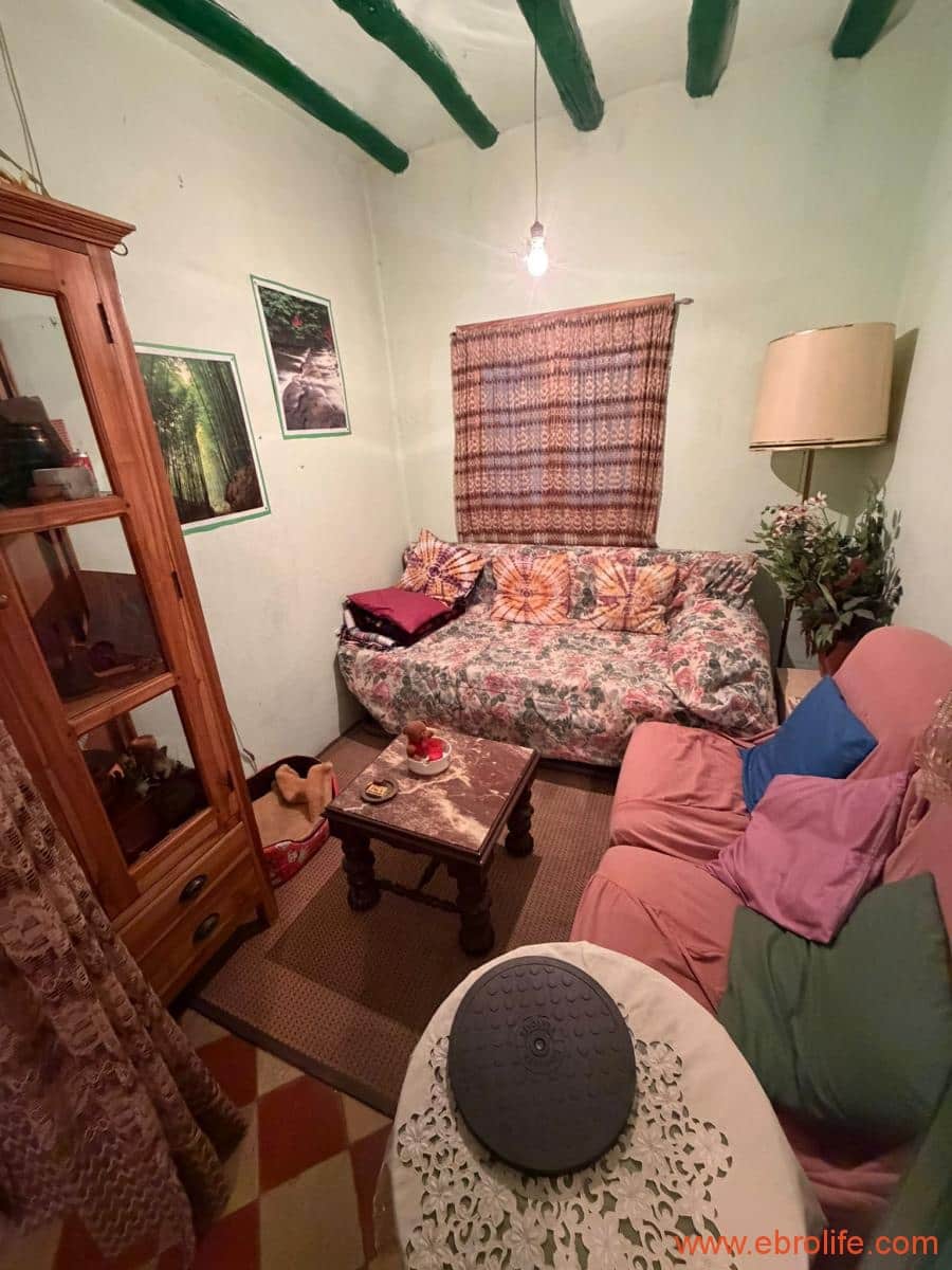 2 bedroom Townhouse for sale in Maella - € 46,000 (Ref: 9839965)