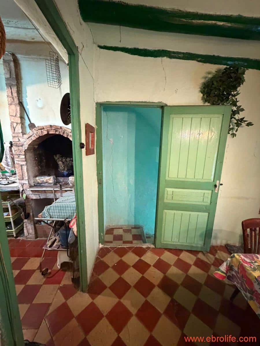 2 bedroom Townhouse for sale in Maella - € 46,000 (Ref: 9839965)