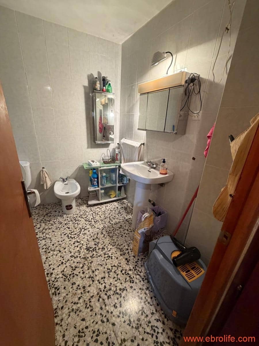 2 bedroom Townhouse for sale in Maella - € 46,000 (Ref: 9839965)