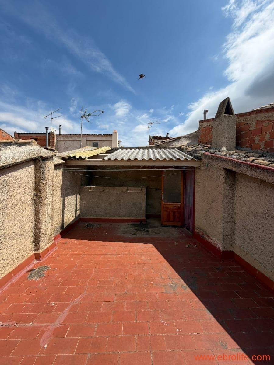 2 bedroom Townhouse for sale in Maella - € 46,000 (Ref: 9839965)
