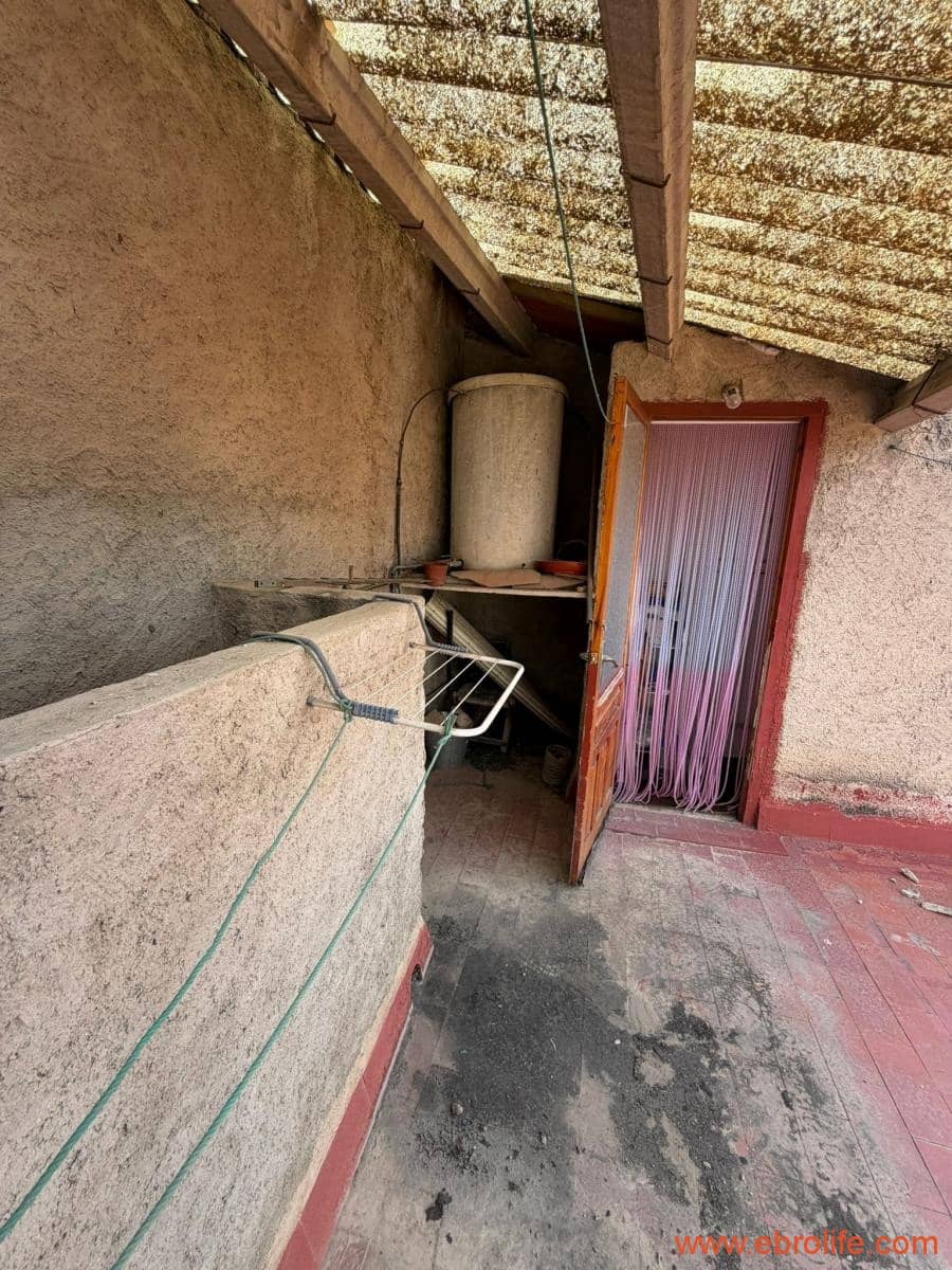 2 bedroom Townhouse for sale in Maella - € 46,000 (Ref: 9839965)