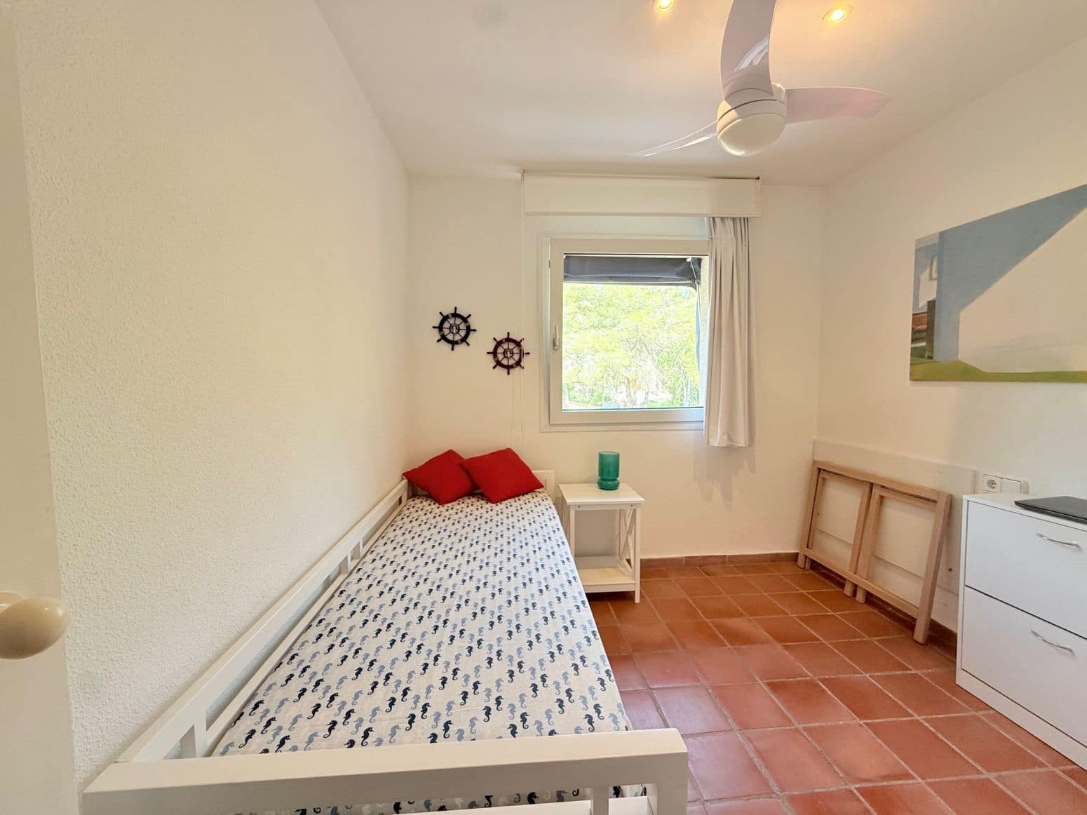 2 sovrum Lägenhet att hyra i Cala Llenya med pool - 2 100 € (Ref: 10013375)