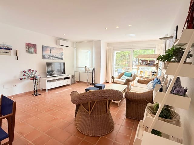 2 makuuhuone Huoneisto vuokrattavana paikassa Cala Llenya, Santa Eulalia / Santa Eularia - 2 100 € (Ref: 10013375)