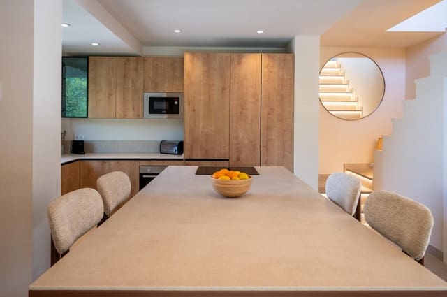 4 Zimmer Villa zu verkaufen in Valverde, Santa Eulalia / Santa Eularia mit Pool - 1.950.000 € (Ref: 10027362)