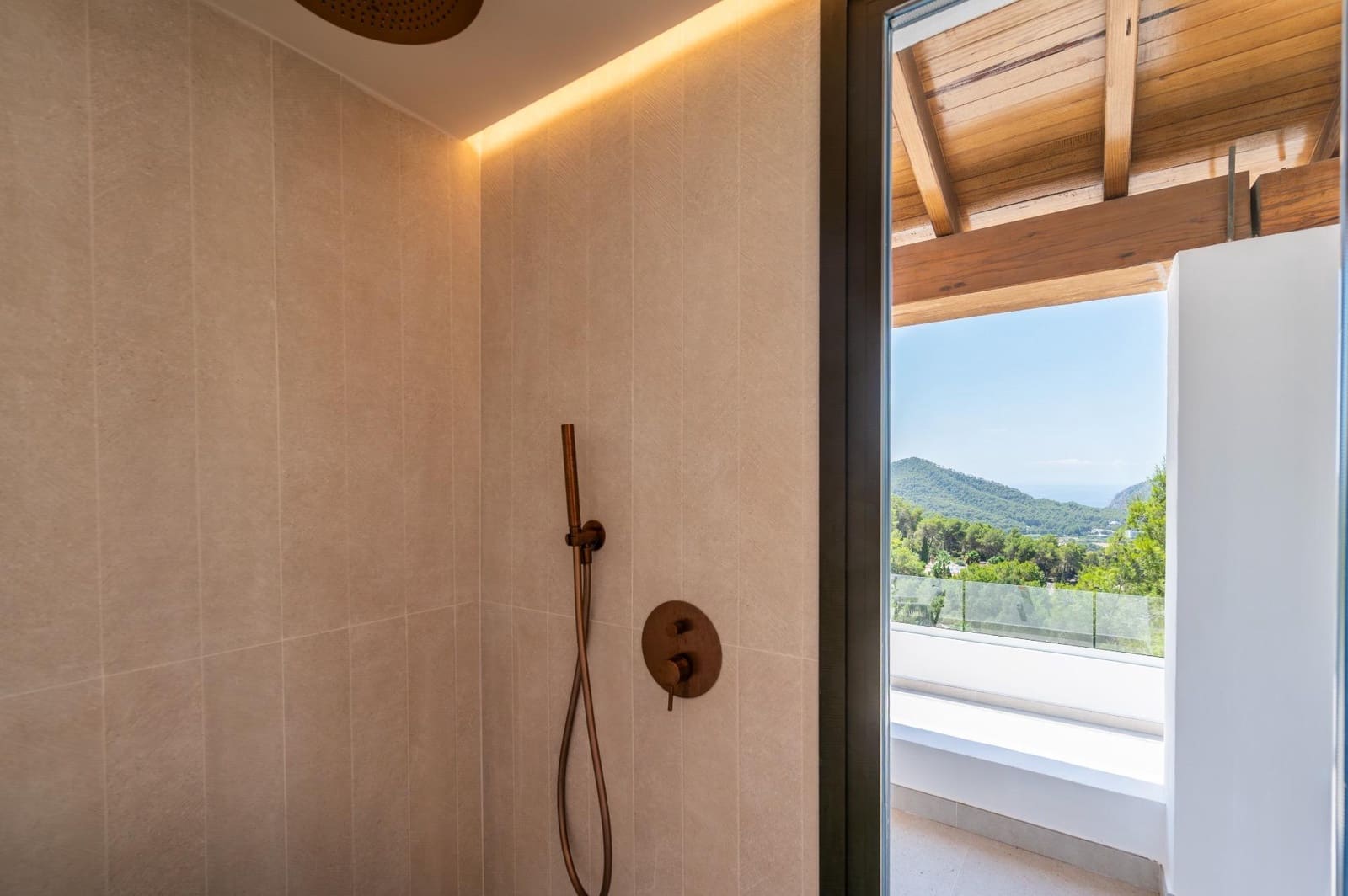 4 bedroom Villa for sale in Valverde with pool - € 1,950,000 (Ref: 10027362)