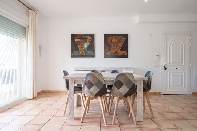 4 quarto Moradia para venda em Nuestra Señora de Jesus, Santa Eulalia / Santa Eularia com piscina garagem - 1 300 000 € (Ref: 10043063)