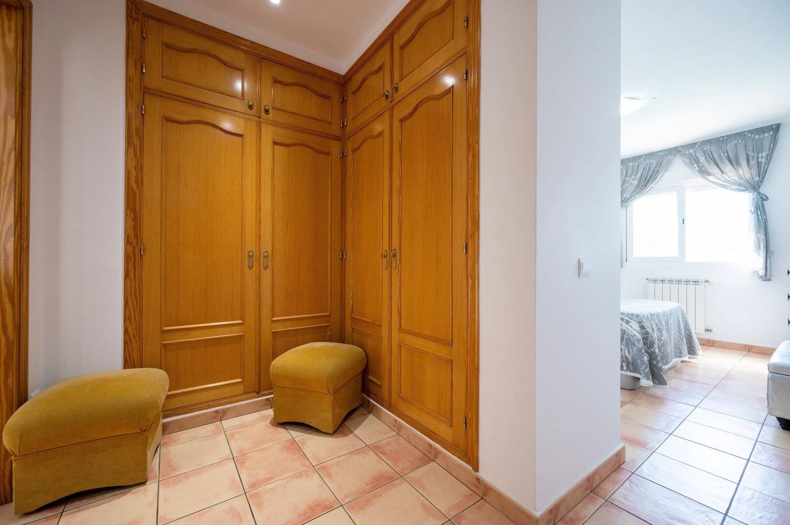 4 quarto Moradia para venda em Nuestra Senora de Jesus com piscina garagem - 1 300 000 € (Ref: 10043063)