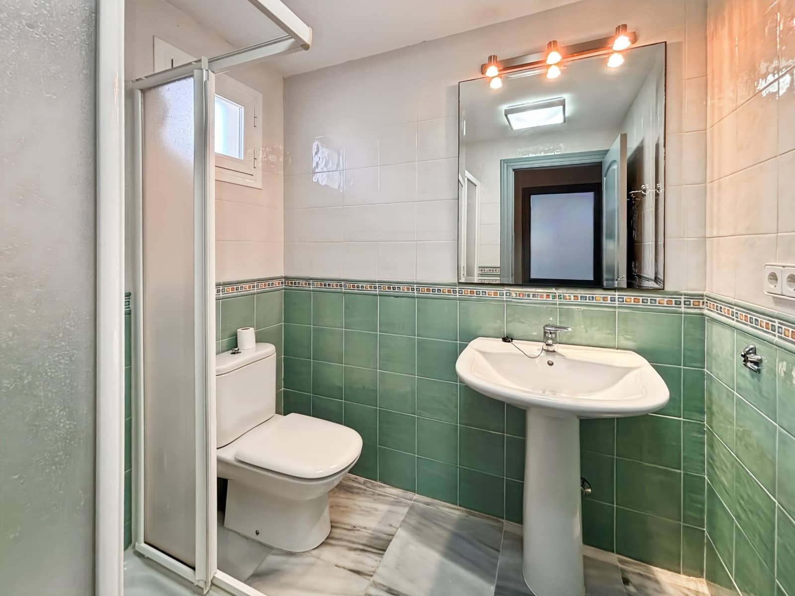 2 soverom Leilighet til salgs i Santa Eulalia / Santa Eularia med svømmebasseng garasje - € 525 000 (Ref: 10062358)