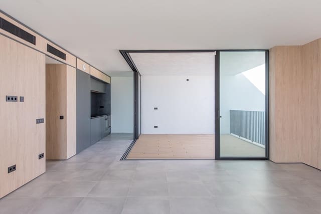 2 makuuhuone Asunto myytävänä paikassa Santa Eulalia / Santa Eularia mukana uima-altaan - 695 000 € (Ref: 10098457)