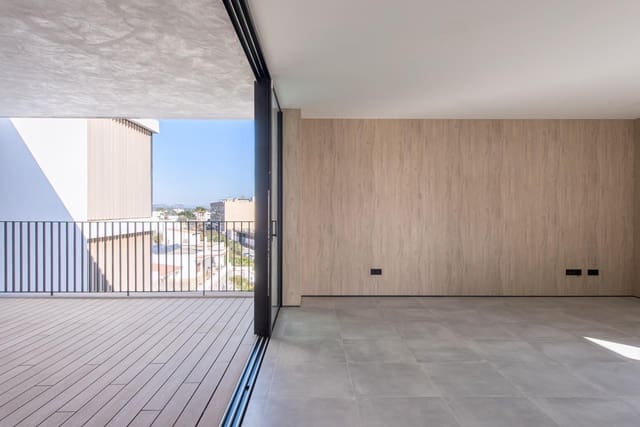 2 makuuhuone Asunto myytävänä paikassa Santa Eulalia / Santa Eularia mukana uima-altaan - 695 000 € (Ref: 10098457)