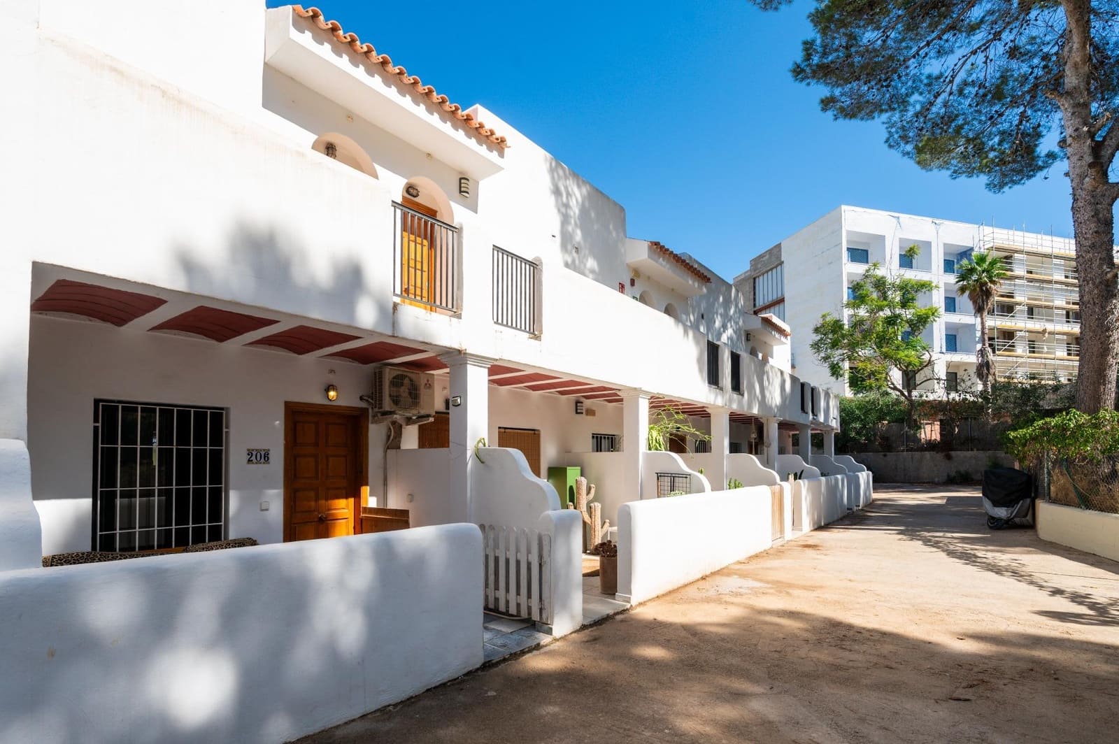 1 bedroom Apartment for sale in Sant Joan de Labritja with pool - € 369,000 (Ref: 10109738)