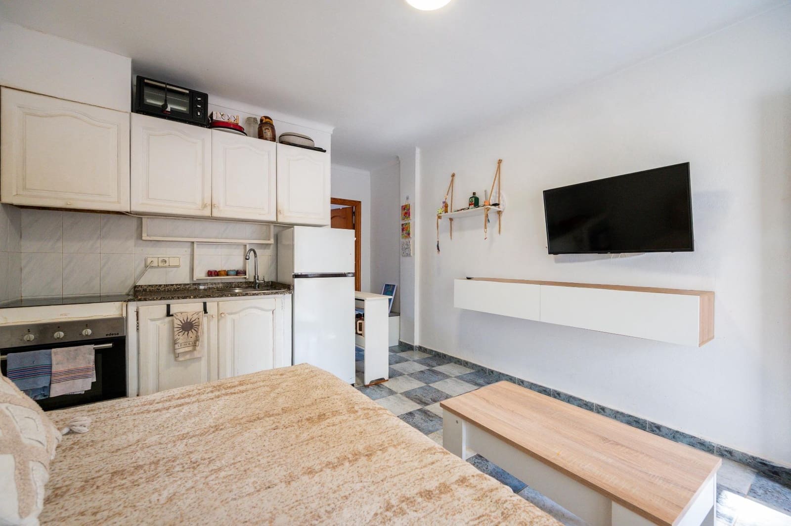 1 bedroom Apartment for sale in Sant Joan de Labritja with pool - € 369,000 (Ref: 10109738)