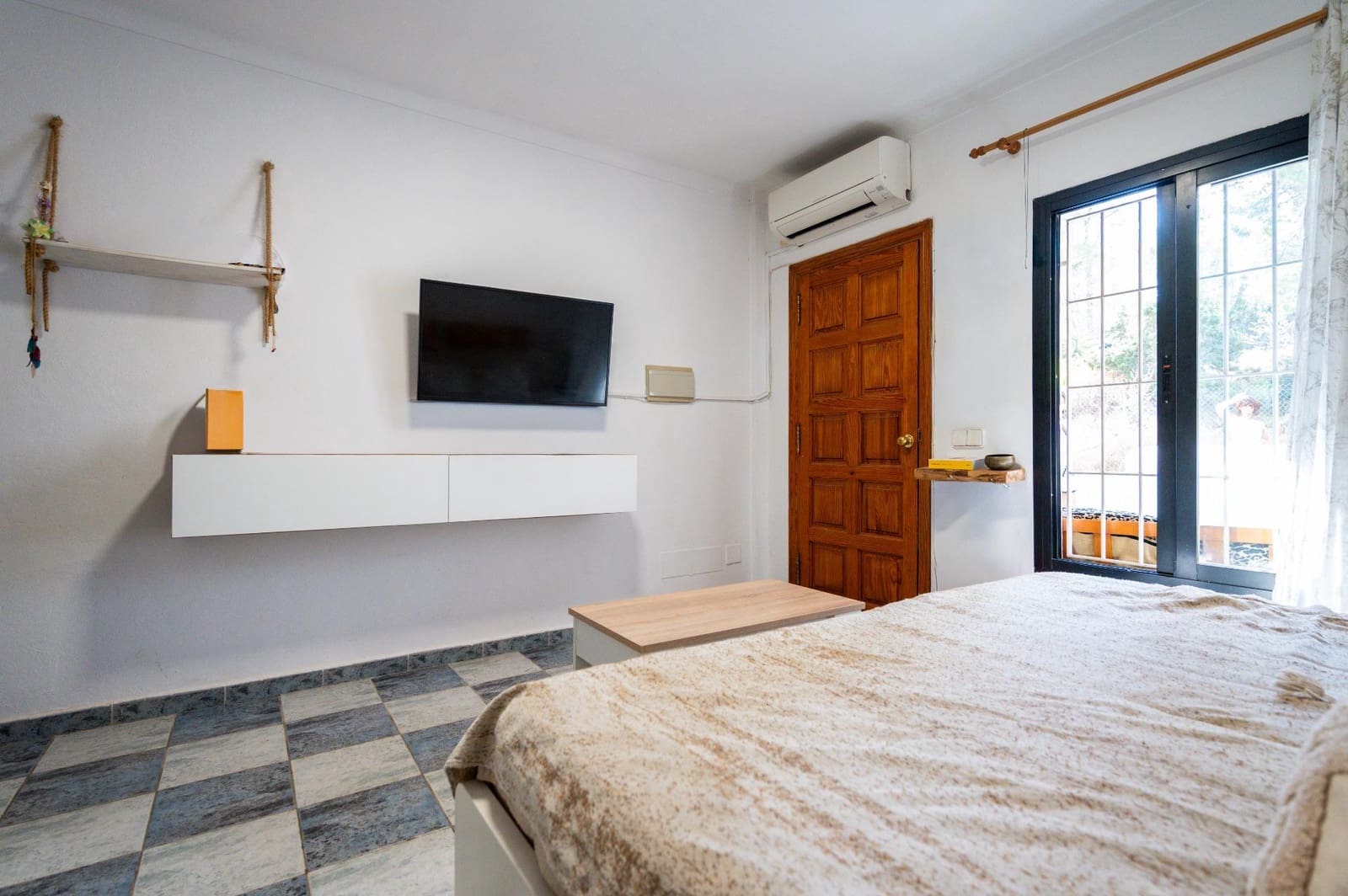 1 bedroom Apartment for sale in Sant Joan de Labritja with pool - € 369,000 (Ref: 10109738)