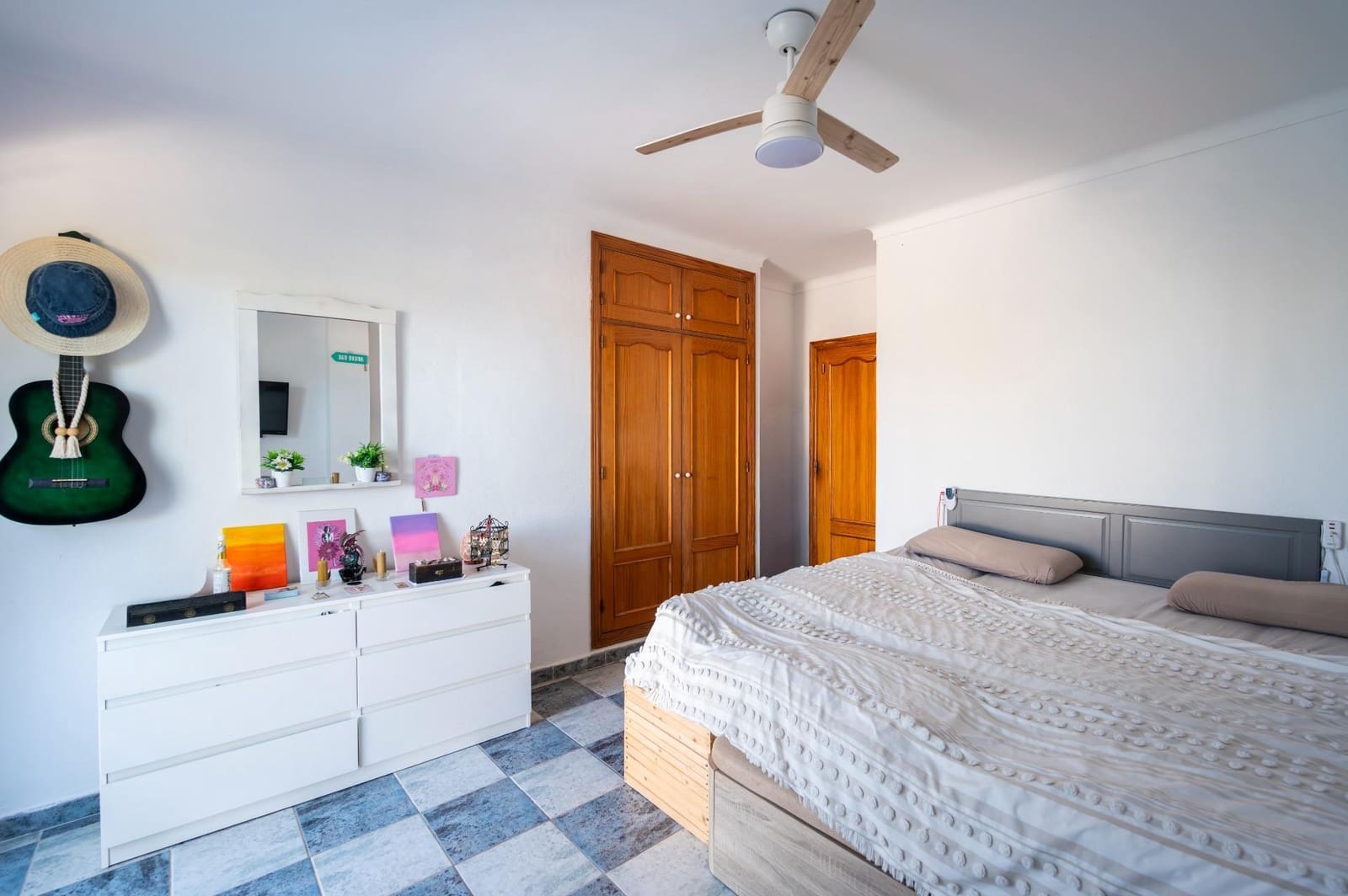 1 bedroom Apartment for sale in Sant Joan de Labritja with pool - € 369,000 (Ref: 10109738)