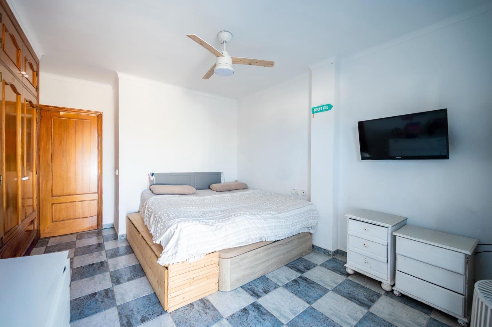 1 bedroom Apartment for sale in Sant Joan de Labritja with pool - € 369,000 (Ref: 10109738)