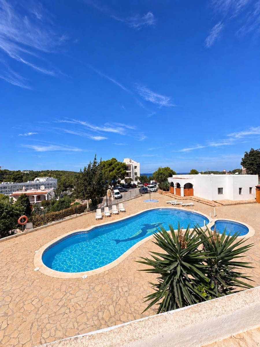 1 bedroom Apartment for sale in Sant Joan de Labritja with pool - € 369,000 (Ref: 10109738)