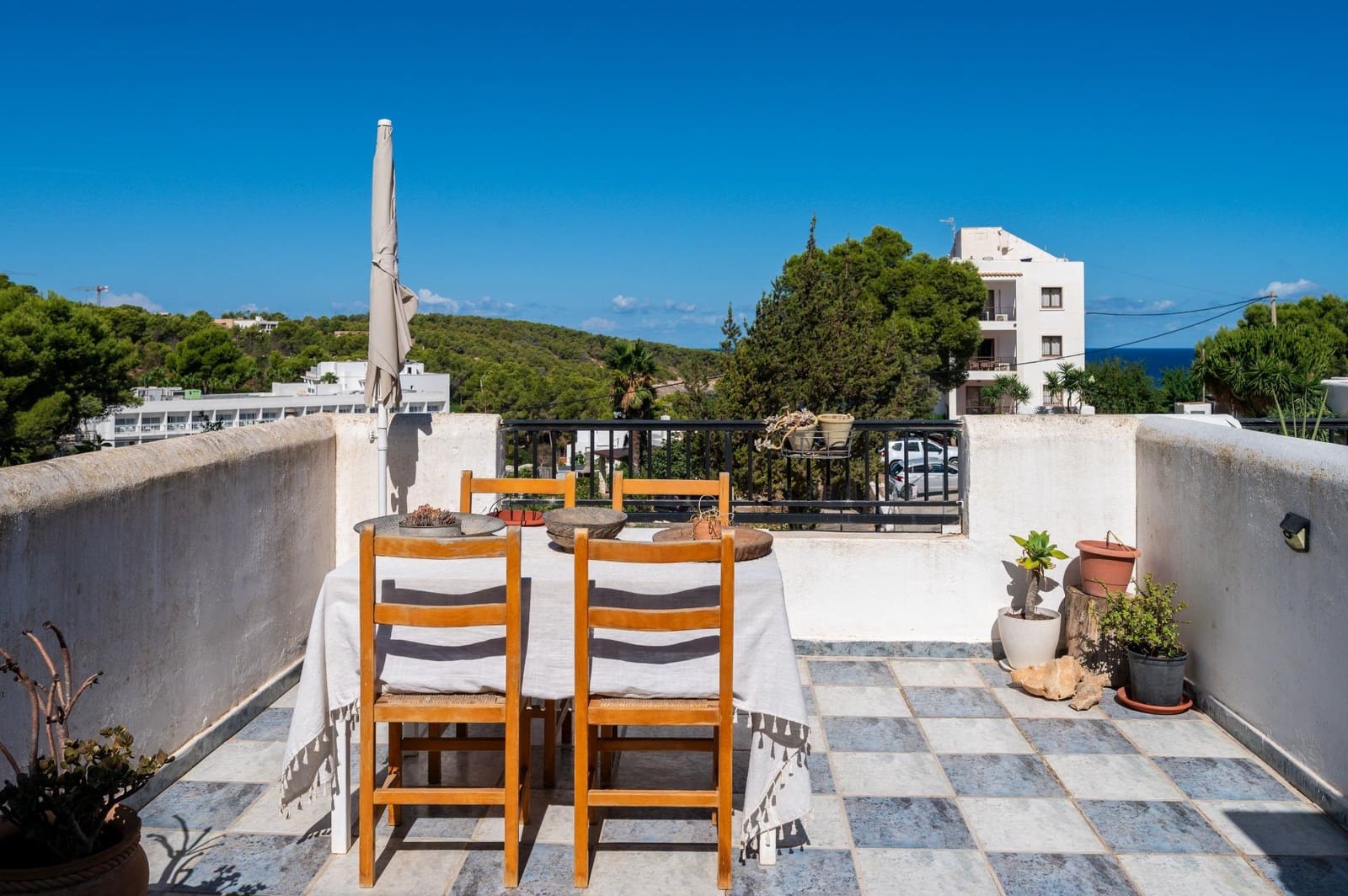 1 bedroom Apartment for sale in Sant Joan de Labritja with pool - € 369,000 (Ref: 10109738)