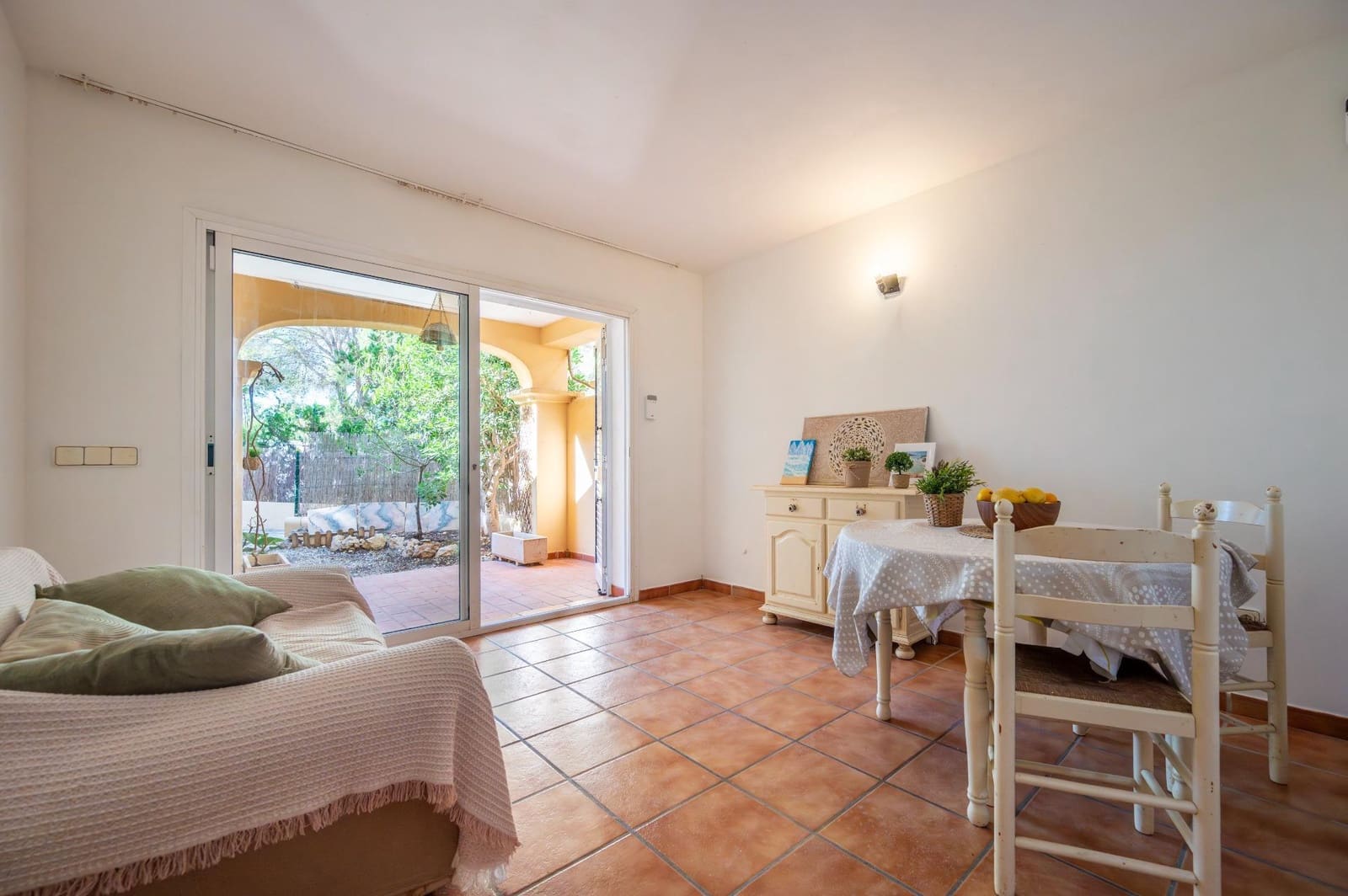 1 bedroom Beach Apartment for sale in Santa Eulalia / Santa Eularia - € 320,000 (Ref: 10115914)