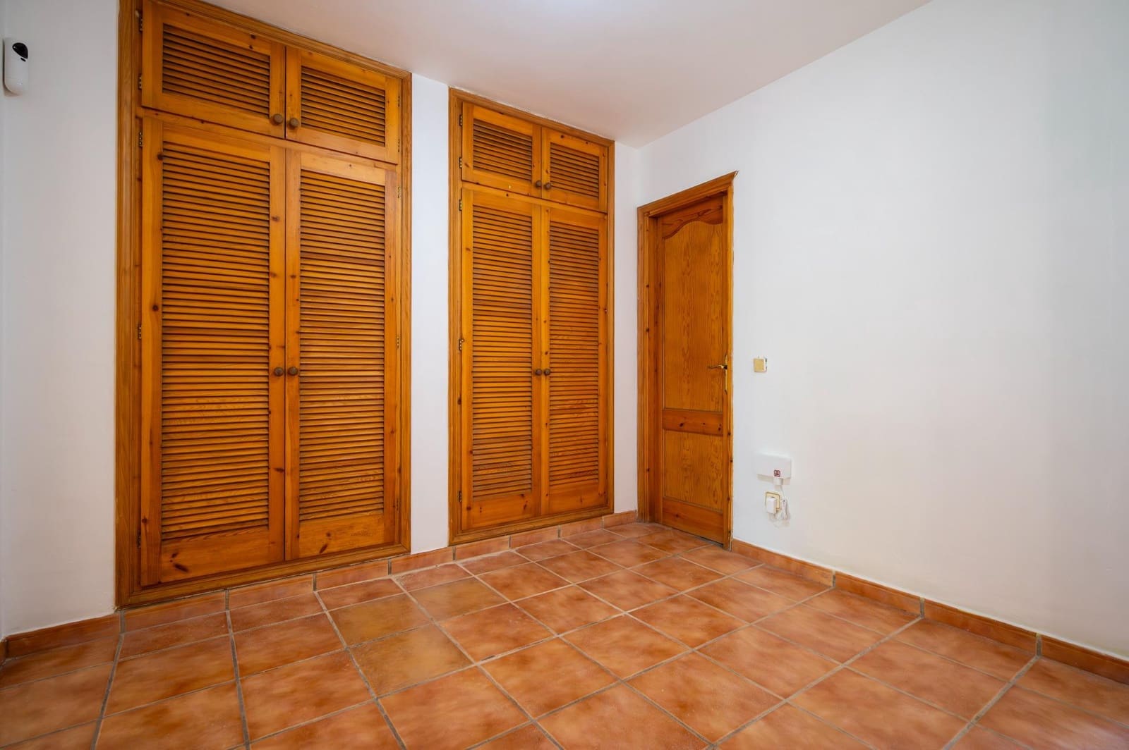 1 bedroom Beach Apartment for sale in Santa Eulalia / Santa Eularia - € 320,000 (Ref: 10115914)
